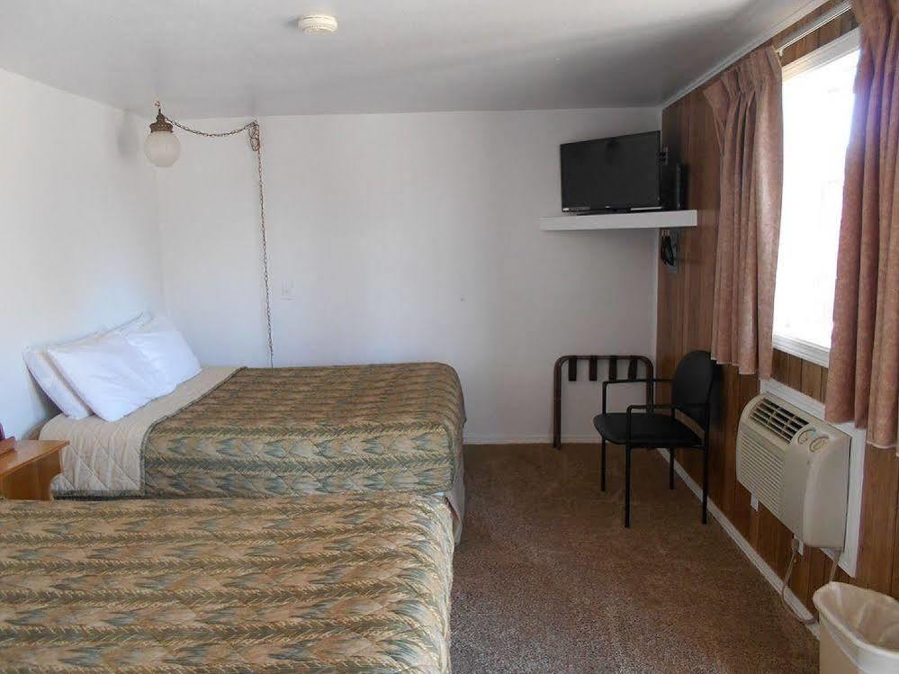 Super Saver Inn Sheridan Bagian luar foto