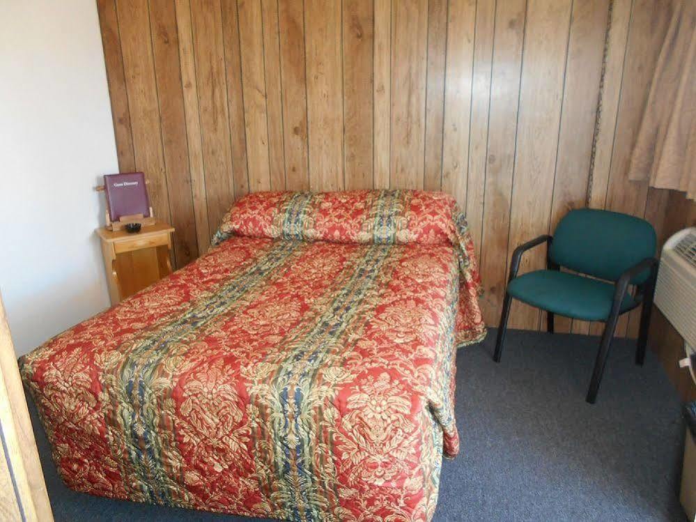 Super Saver Inn Sheridan Bagian luar foto