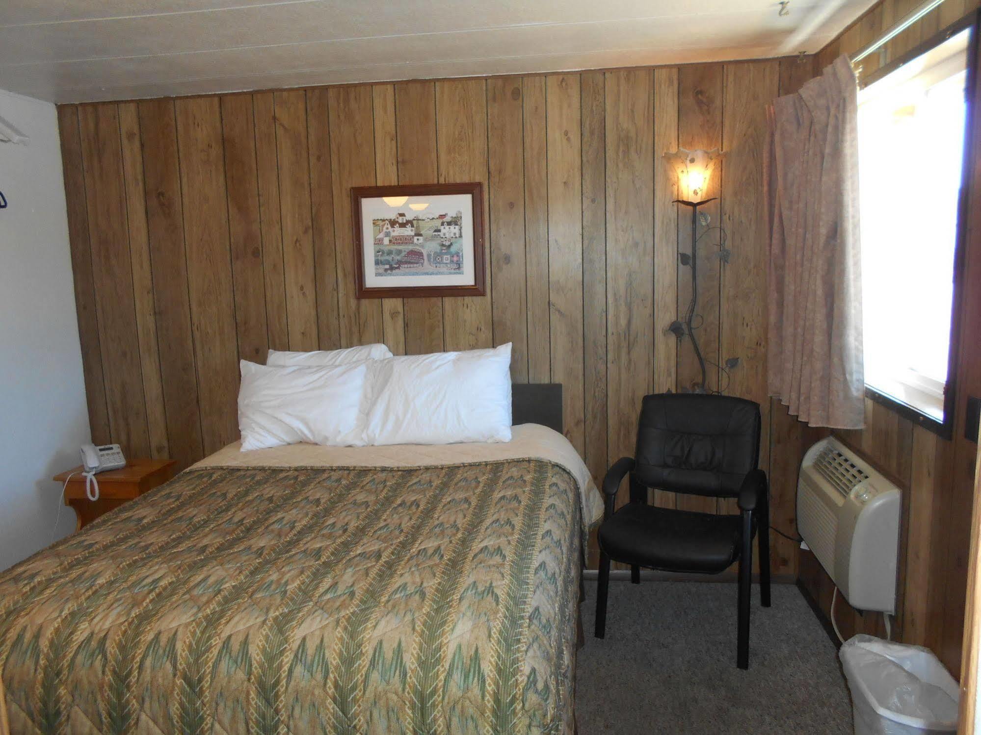 Super Saver Inn Sheridan Bagian luar foto