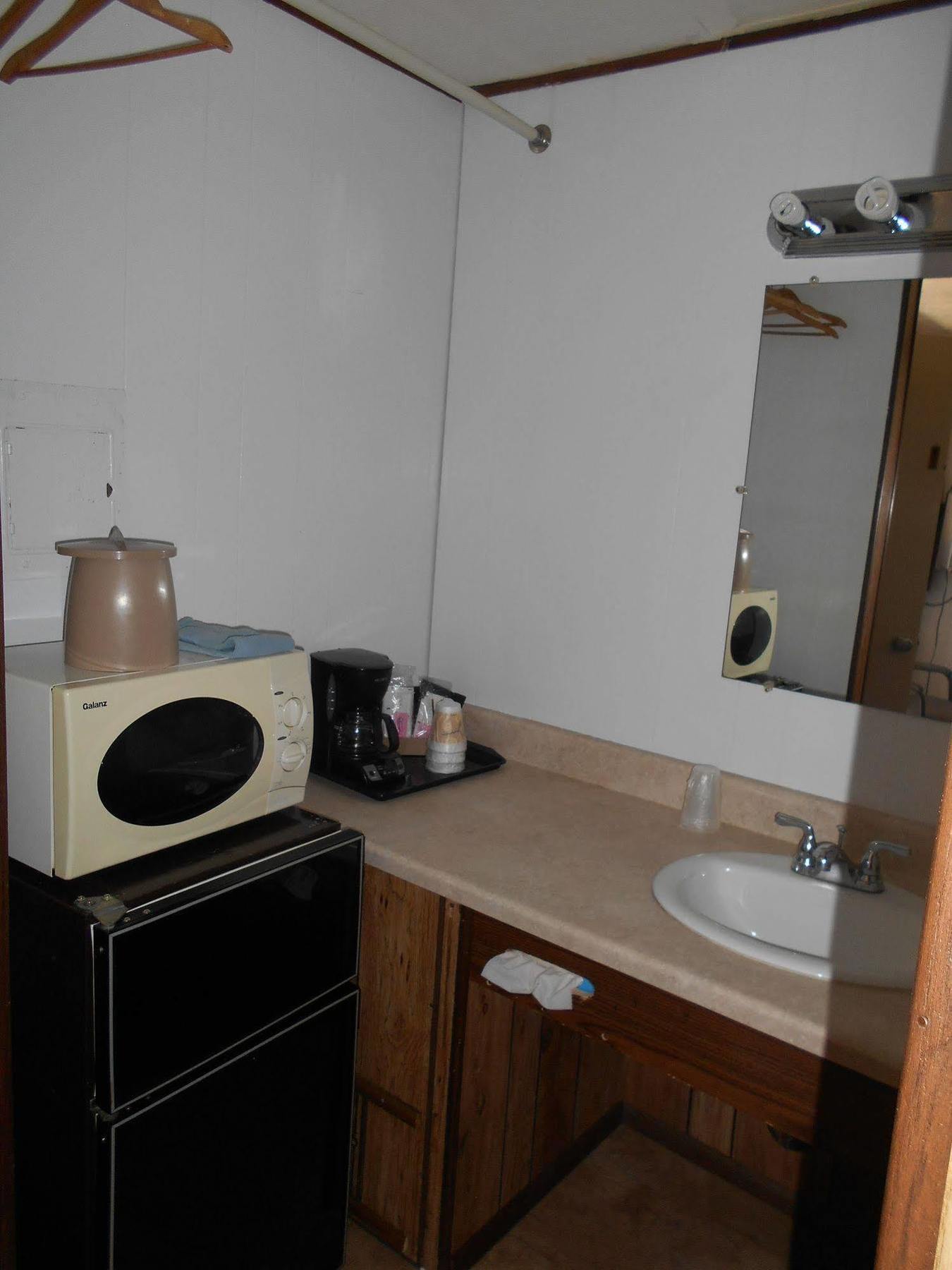 Super Saver Inn Sheridan Bagian luar foto