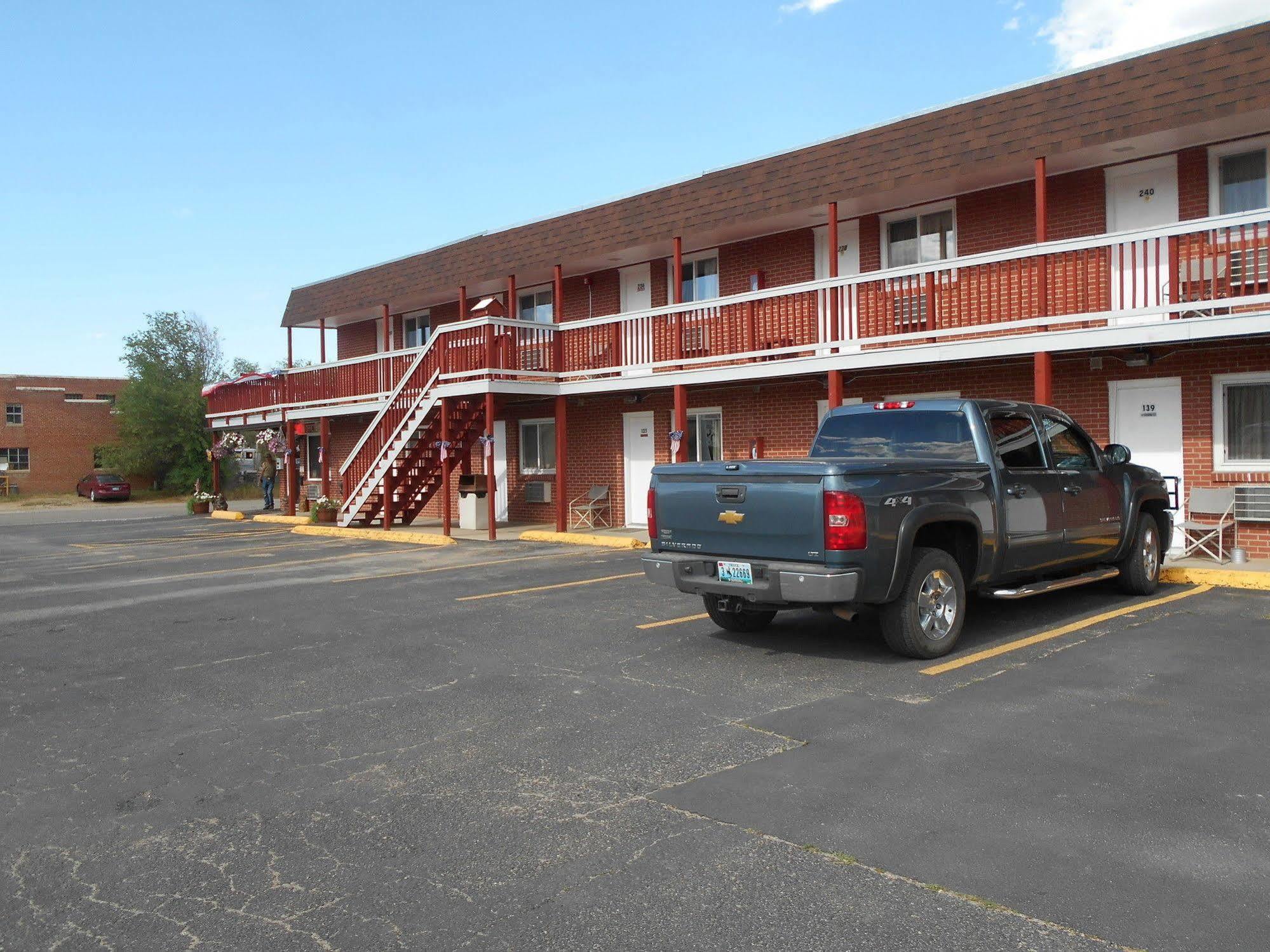 Super Saver Inn Sheridan Bagian luar foto