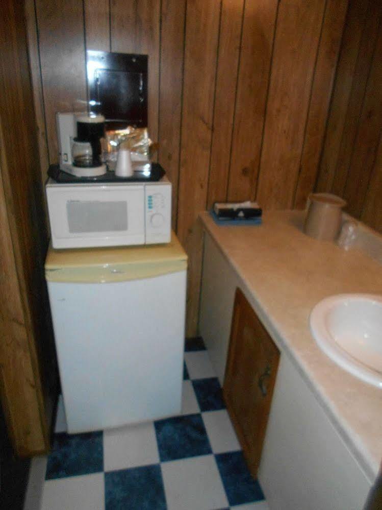 Super Saver Inn Sheridan Bagian luar foto